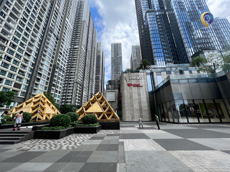 LANDMARK 81
